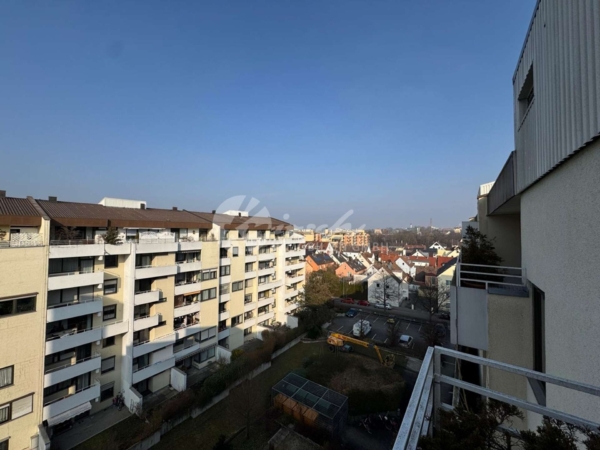 Traumhaftes Penthouse über Augsburgs Dächern – Dachterrasse in alle Himmelsrichtungen – Tiefgarage, 86157 Augsburg, Penthousewohnung